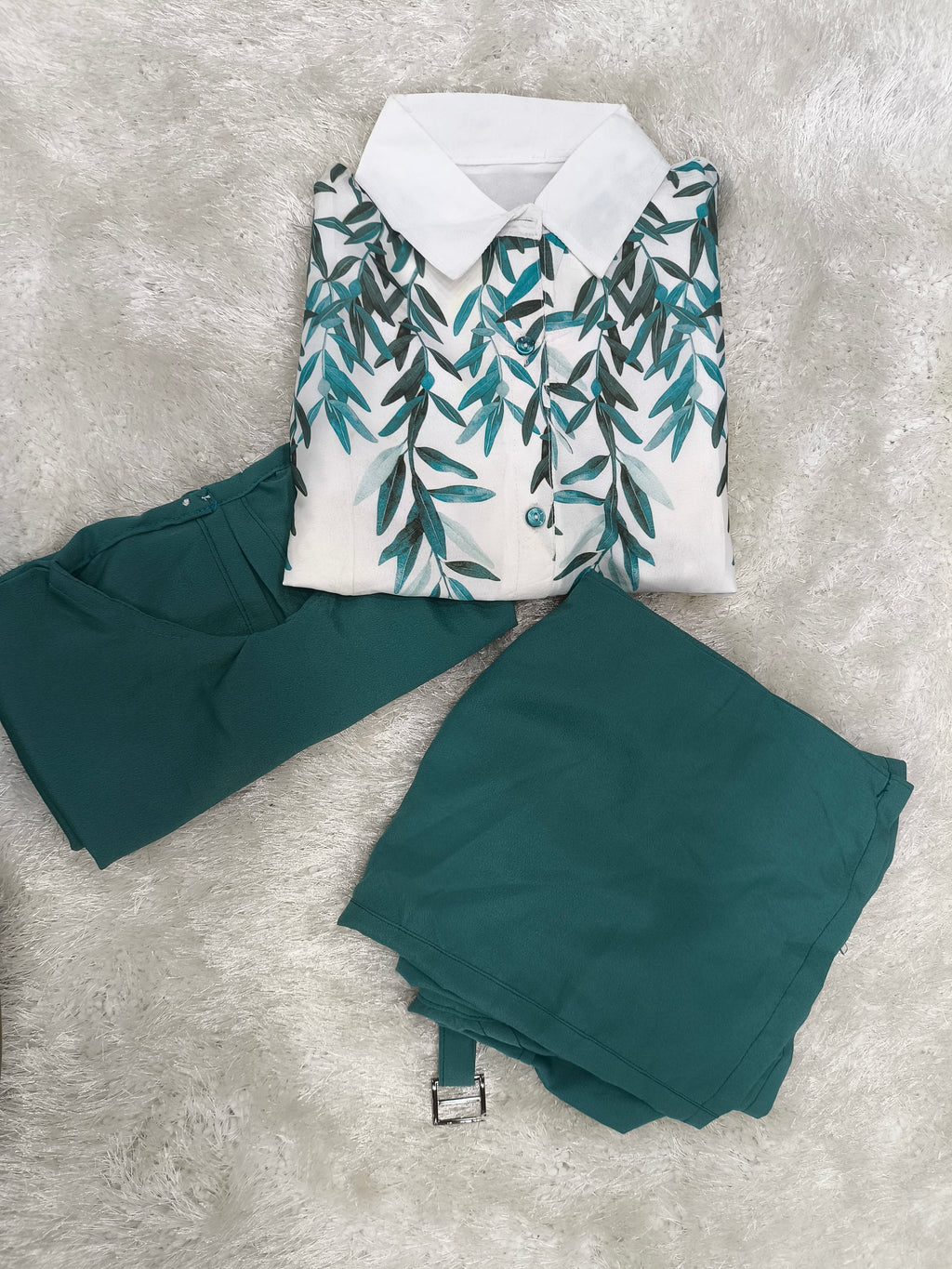 A0016- Open Gown Top With Cargo Trouser 2pc