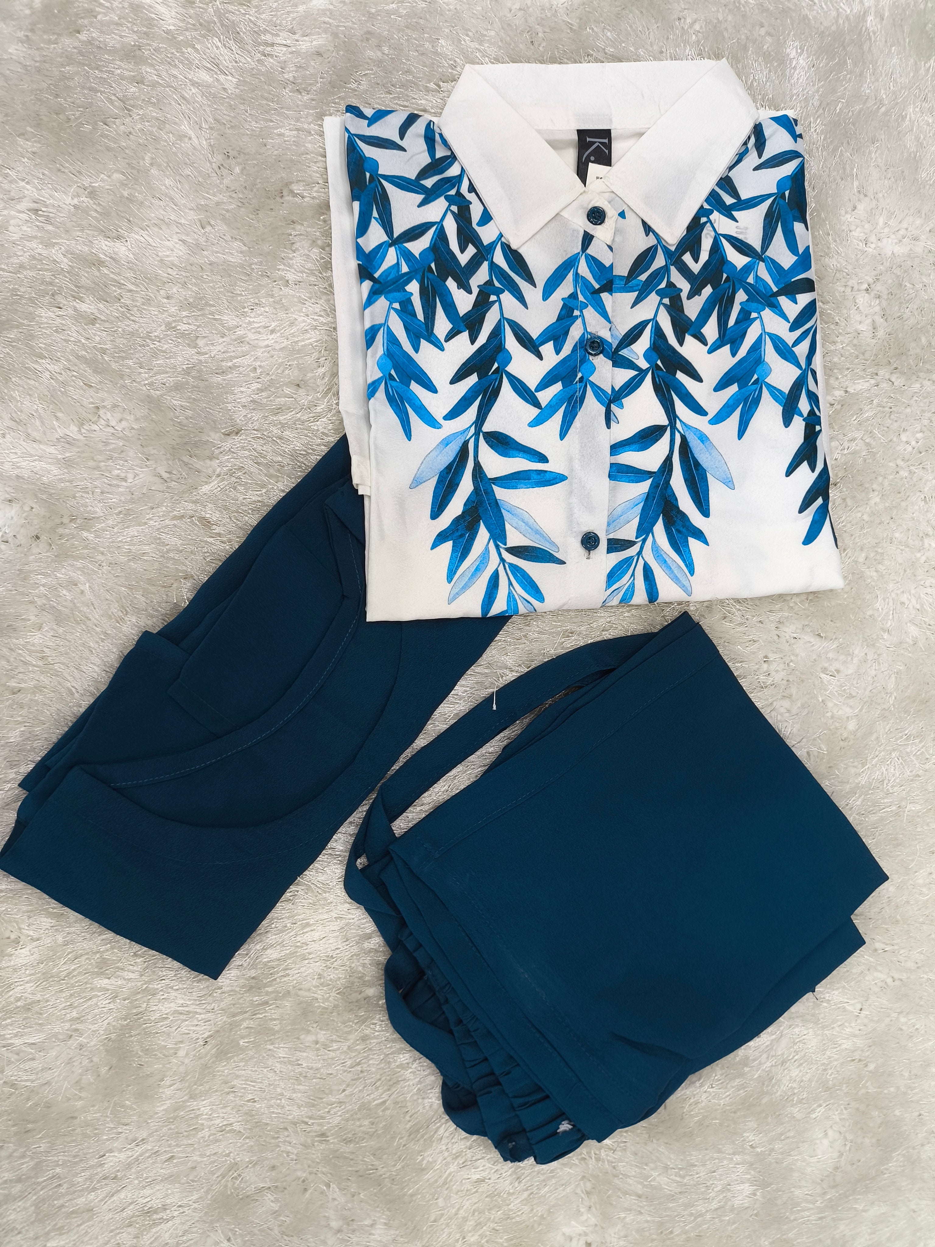 A0016- Open Gown Top With Cargo Trouser 2pc