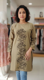 Stylish Mid Working Top