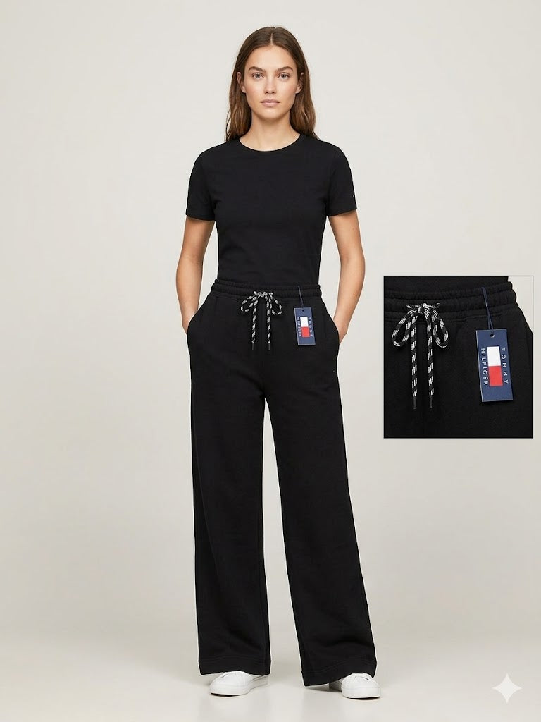 Black simple jeans