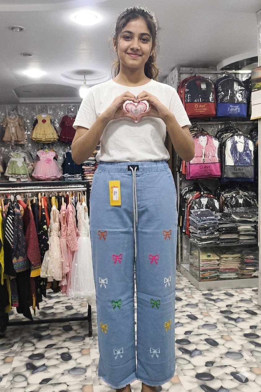 Multi bow jeans